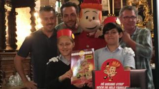 Charel Cambré & Marc Legendre houden nieuwe familiestrip boven de doopvont