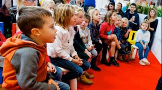 Sabam en Boek.be slaan de handen in elkaar: Luister mee! tijdens TAZ#19